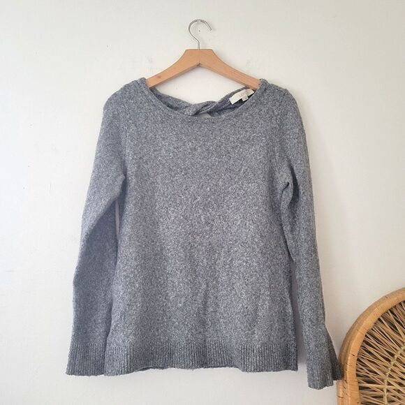 LOFT Gray Twist Back Sweater Keyhole M - Picture 1 of 8